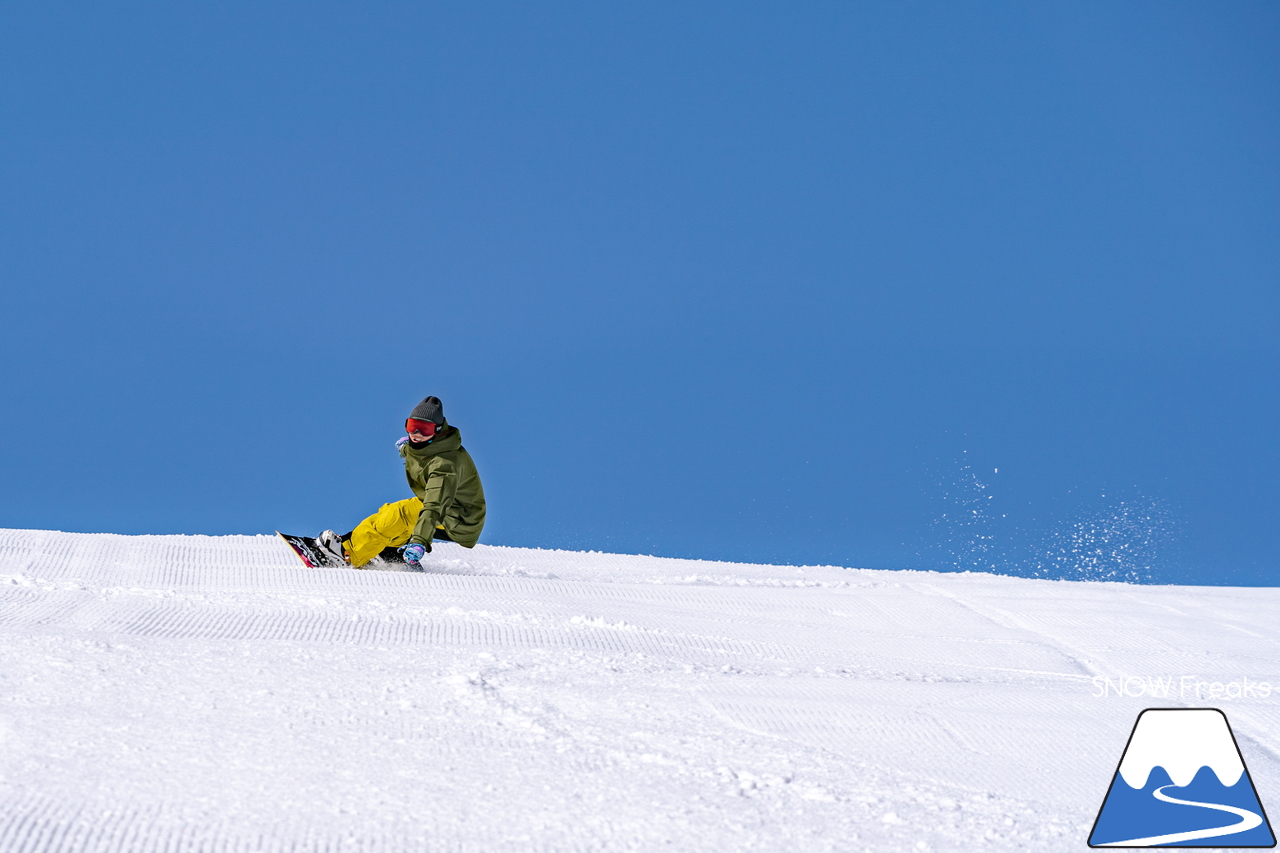 Hanako Takamatsu × SNOW Freaks SNOWBOARD PHOTOGRAPHY SESSION in Rusutsu Resort